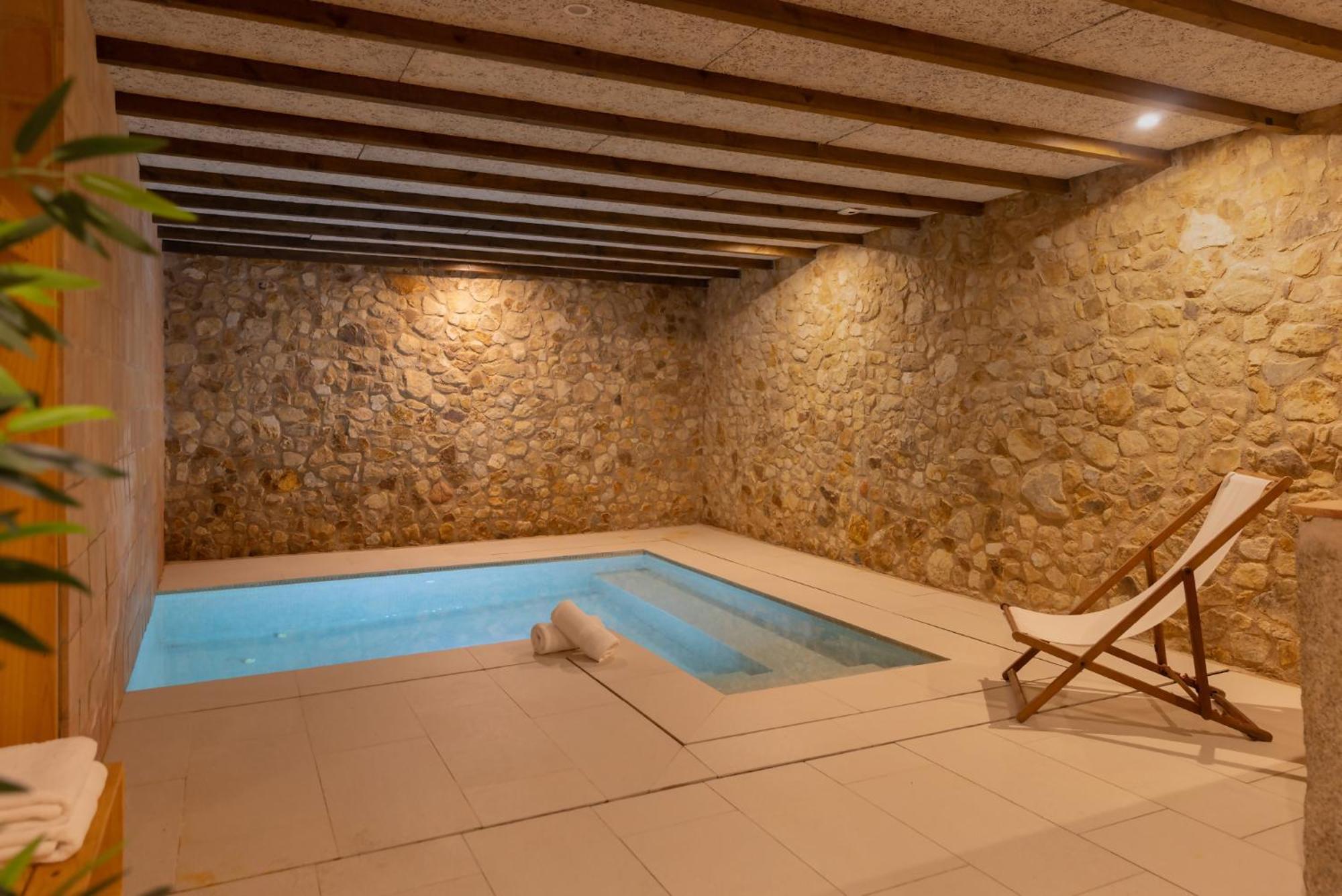 Can Bufi Espectacular Casa Con Piscina Interior Ягостера Екстериор снимка